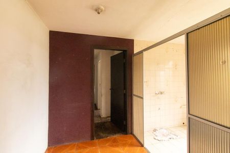 Sala de apartamento para alugar com 2 quartos, 54m² em Sítio Cercado, Curitiba