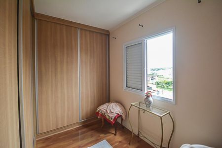 Apartamento à venda com 70m², 3 quartos e 2 vagasQuarto 2