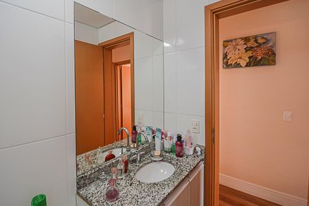 Apartamento à venda com 70m², 3 quartos e 2 vagasBanheiro