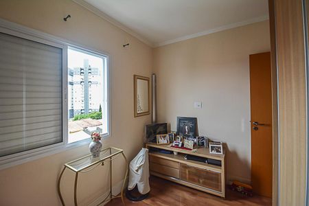 Apartamento à venda com 70m², 3 quartos e 2 vagasQuarto 2