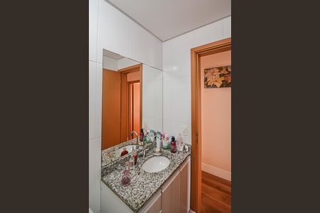 Apartamento à venda com 70m², 3 quartos e 2 vagasBanheiro