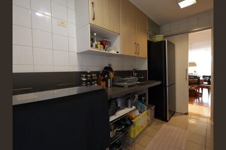 Apartamento para alugar com 127m², 3 quartos e 2 vagasCozinha