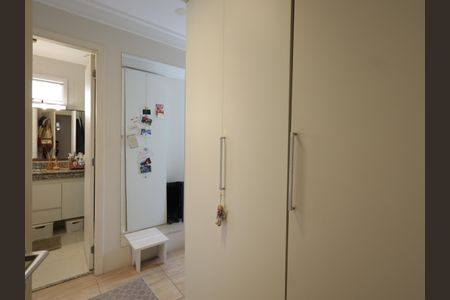 Apartamento para alugar com 127m², 3 quartos e 2 vagasCloset da suíte 2