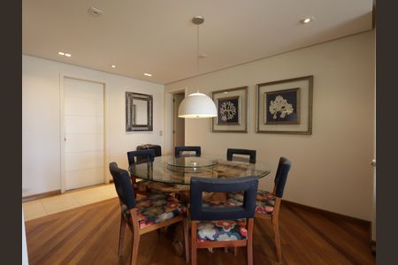Sala de apartamento à venda com 3 quartos, 127m² em Morumbi, São Paulo