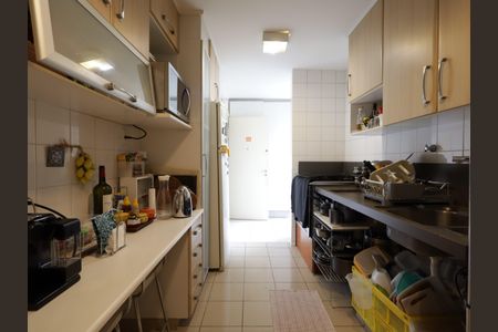 Apartamento para alugar com 127m², 3 quartos e 2 vagasCozinha