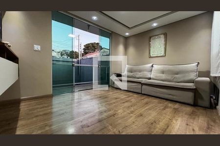 Casa à venda com 3 quartos, 197m² em Serrano, Belo Horizonte