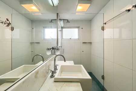 Apartamento para alugar com 105m², 2 quartos e 1 vagaBanheiro da Suíte