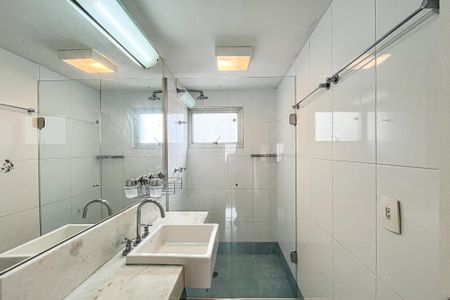 Apartamento para alugar com 105m², 2 quartos e 1 vagaBanheiro da Suíte