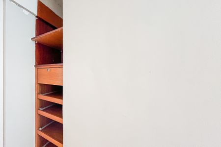 Apartamento para alugar com 105m², 2 quartos e 1 vagaCloset da suíte