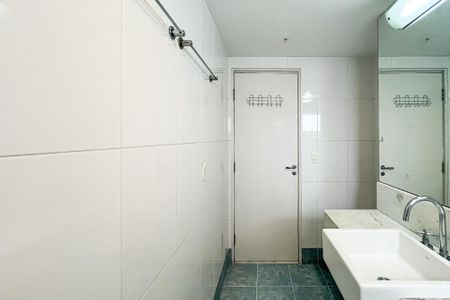 Apartamento para alugar com 105m², 2 quartos e 1 vagaBanheiro da Suíte