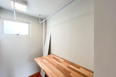 Apartamento para alugar com 105m², 2 quartos e 1 vagaCloset da suíte