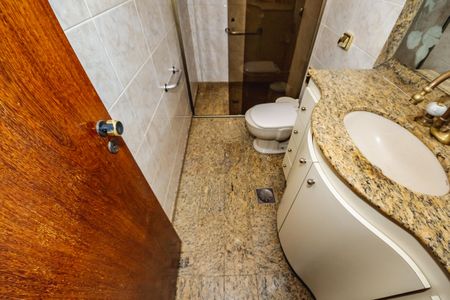 Apartamento para alugar com 3 quartos, 130m² em Santa Rosa, Belo Horizonte