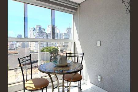 Estúdio - Varanda de kitnet/studio para alugar com 1 quarto, 30m² em Pinheiros, São Paulo