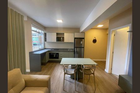 Cozinha  de kitnet/studio para alugar com 1 quarto, 42m² em Centro, Florianópolis