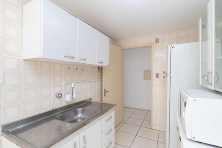 Cozinha  de apartamento para alugar com 2 quartos, 62m² em Medianeira, Porto Alegre