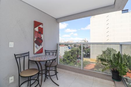 Varanda de kitnet/studio para alugar com 1 quarto, 30m² em Pinheiros, São Paulo