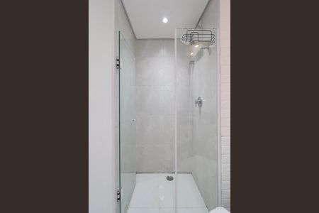 Studio para alugar com 30m², 1 quarto e 1 vaga Studio para alugar com 30m², 1 quarto e 1 vagaBanheiro