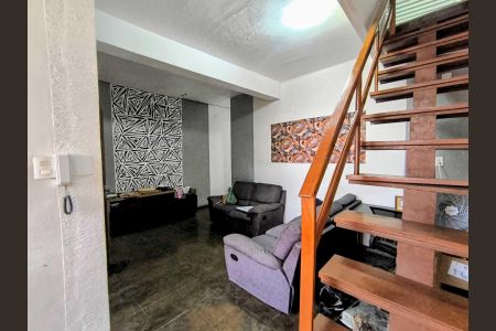 Casa para alugar com 3 quartos, 180m² em São Paulo, Belo Horizonte