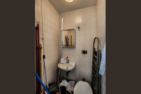 Apartamento para alugar com 91m², 3 quartos e 1 vaga Apartamento para alugar com 91m², 3 quartos e 1 vagaDetalhe do banheiro de serviço