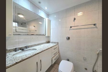 Apartamento à venda com 107m², 3 quartos e 1 vagaBanheiro da Suíte