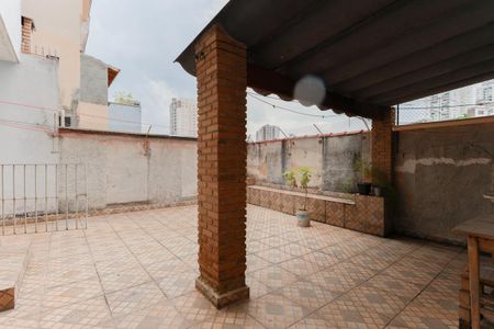 Casa à venda com 128m², 3 quartos e 3 vagasQuintal