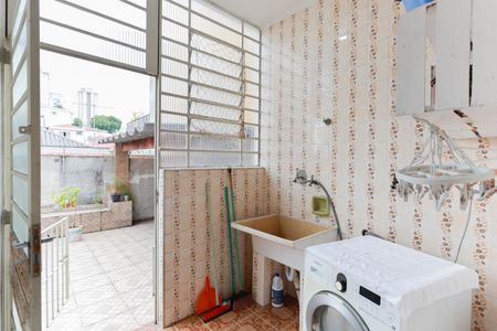 Casa à venda com 128m², 3 quartos e 3 vagasÁrea de serviço 2