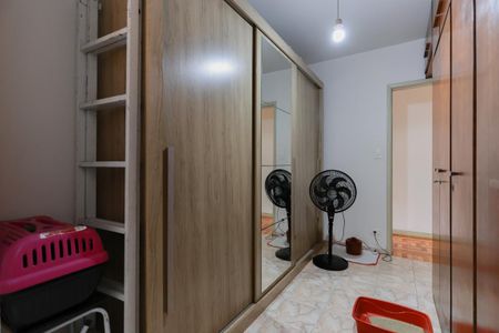 Casa à venda com 128m², 3 quartos e 3 vagasCloset do quarto 2