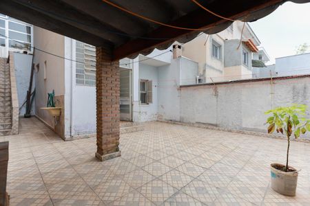 Casa à venda com 128m², 3 quartos e 3 vagasQuintal