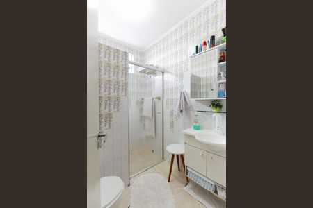 Casa à venda com 128m², 3 quartos e 3 vagasBanheiro