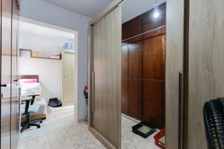 Casa à venda com 128m², 3 quartos e 3 vagasCloset do quarto 2