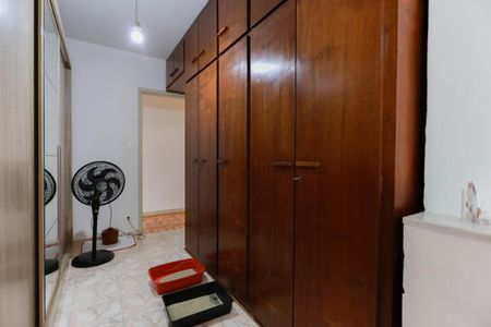 Casa à venda com 128m², 3 quartos e 3 vagasCloset do quarto 2