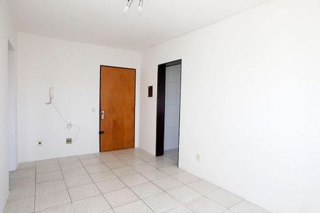 Sala de apartamento para alugar com 1 quarto, 45m² em Partenon, Porto Alegre