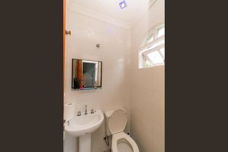 Casa à venda com 100m², 4 quartos e sem vagaBanheiro 2