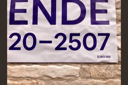 Casa à venda com 100m², 4 quartos e sem vagaPlaca instalada