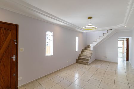 Sala de casa para alugar com 3 quartos, 229m² em Vila Carmosina, São Paulo