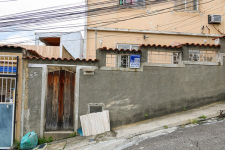 Casa de condomínio à venda com 75m², 2 quartos e sem vaga Casa de condomínio à venda com 75m², 2 quartos e sem vagaFachada