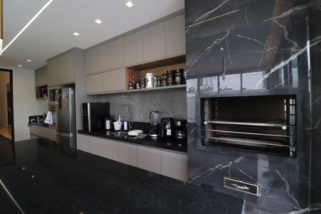 Casa de condomínio para alugar com 219m², 3 quartos e 4 vagasCozinha