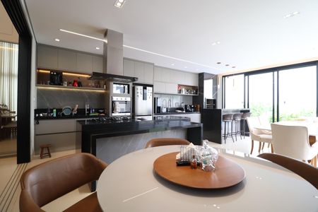 Casa de condomínio para alugar com 219m², 3 quartos e 4 vagasCozinha