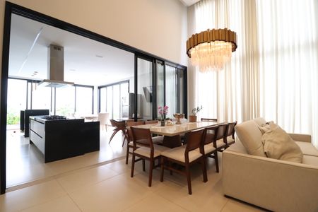 Sala de casa de condomínio para alugar com 3 quartos, 219m² em Granja Marileusa, Uberlândia