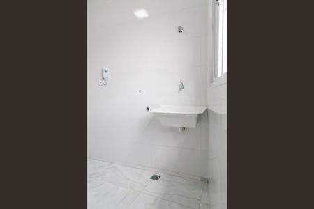 Cozinha e Área de Serviço de kitnet/studio para alugar com 1 quarto, 18m² em Pompéia, Belo Horizonte