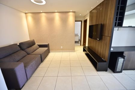 Apartamento para alugar com 2 quartos, 63m² em Jardim Goiás, Goiânia