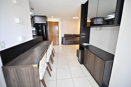 Apartamento para alugar com 2 quartos, 63m² em Jardim Goiás, Goiânia