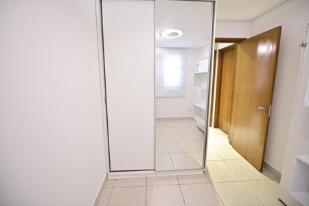 Apartamento para alugar com 63m², 2 quartos e 1 vagaQuarto 1