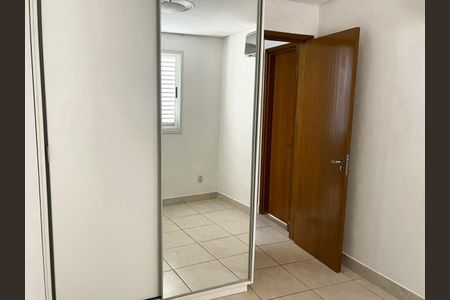 Apartamento para alugar com 2 quartos, 63m² em Jardim Goiás, Goiânia