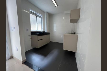 Apartamento à venda com 51m², 2 quartos e 1 vagaFoto 01