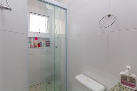 Casa de condomínio à venda com 169m², 3 quartos e 3 vagasBanheiro da Suíte 1