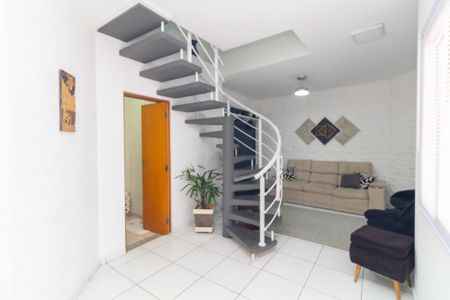 Sala de casa de condomínio à venda com 3 quartos, 169m² em Vila Jacuí, São Paulo