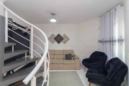 Sala de casa de condomínio à venda com 3 quartos, 169m² em Vila Jacuí, São Paulo