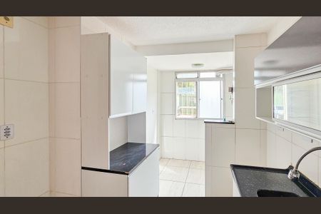 Apartamento à venda com 49m², 2 quartos e 1 vagaCozinha e área de serviço