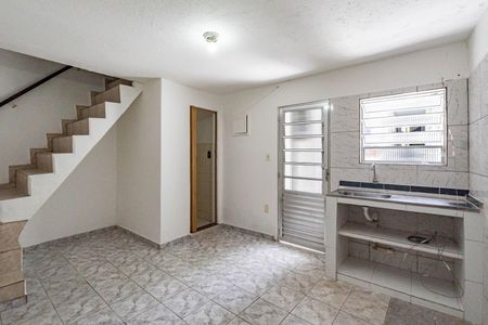 Cozinha de casa para alugar com 1 quarto, 15m² em Vila Moraes, São Paulo